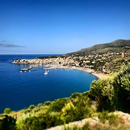 Villaggio Turistico La Fenosa * Marina di Camerota